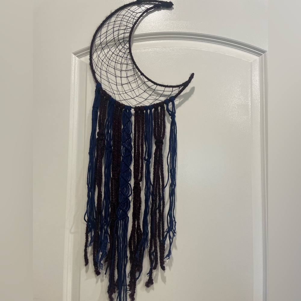 Crescent Moon Wall Hanging Yarn Decor